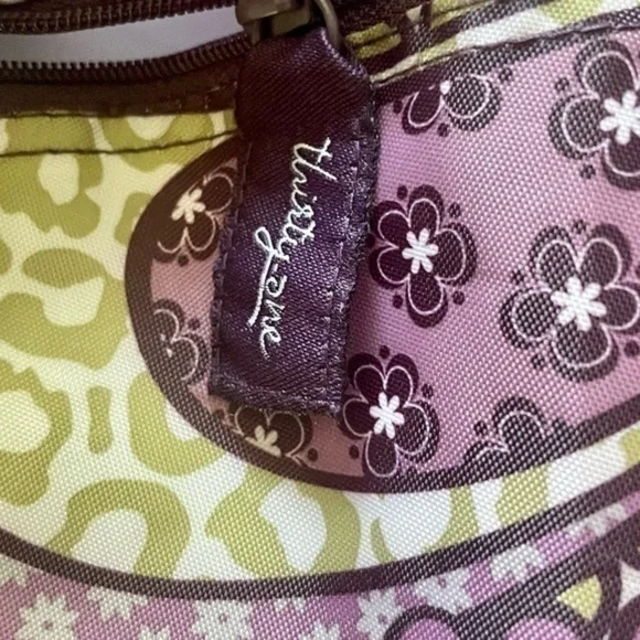 Thirty One Personalized "Emily" Drawstring Paisley Sling Bag - Picture 3 of 4